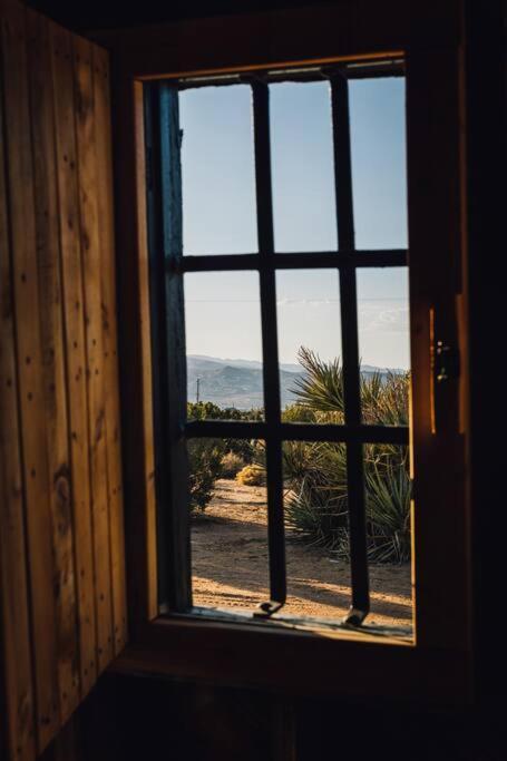 Joshua Tree Hidden Tower * Views - Landmark Yucca Valley Εξωτερικό φωτογραφία